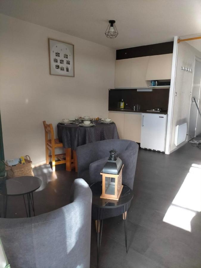 Appartement Situe En Plein Centre A Deux Pas Des Pistes. 贝斯和圣阿纳斯泰斯 外观 照片
